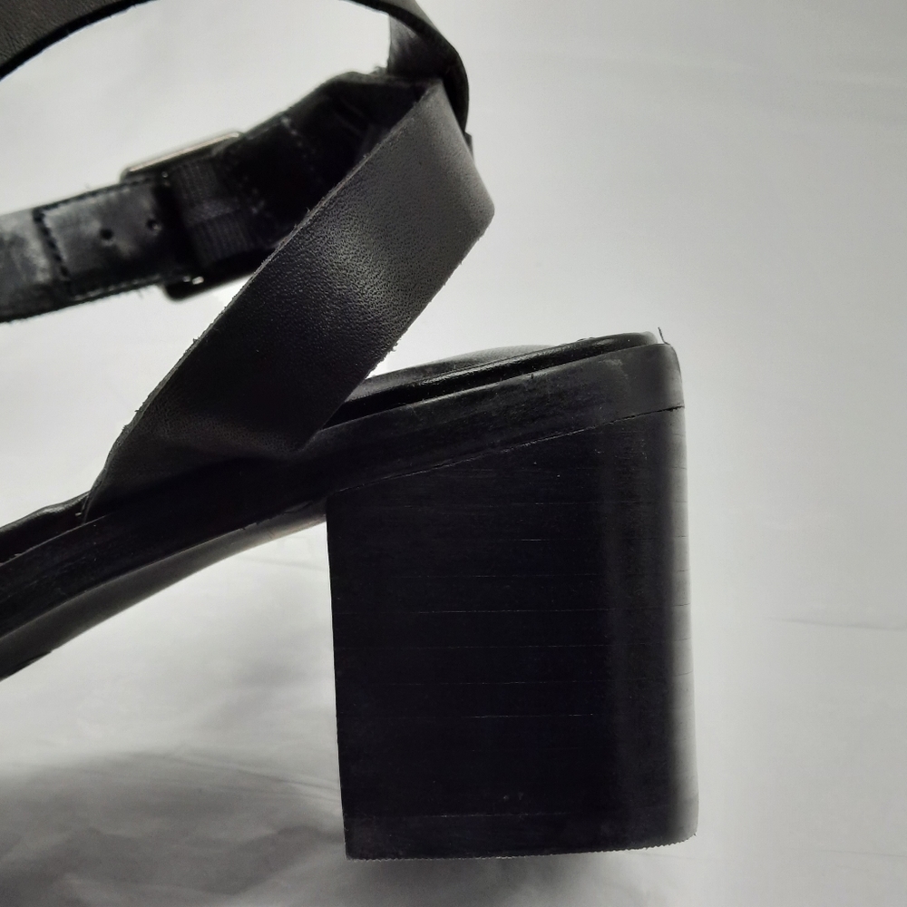 Calvin Klein Jeans Shoes Women's Size 7.5M Black Leather High Heel Sandals - Picture 12 of 13